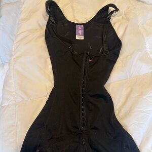 Black Full-Body Shapewear Sculpting Bodysuit